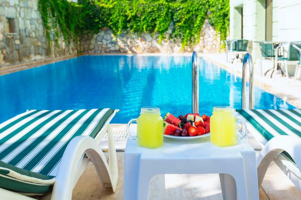 Kabasakal Otel Çeşme 外观 照片
